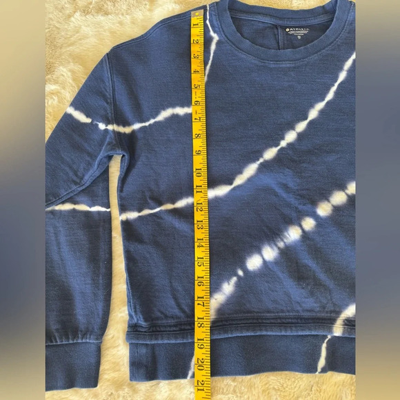 Athleta Sundown navy/white Tie-dye Sweatshirt size medium - Picture 10 of 11
